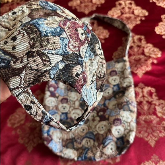 Vintage Teddy Bear Tapestry Bag & Hat Set - Picture 2 of 4